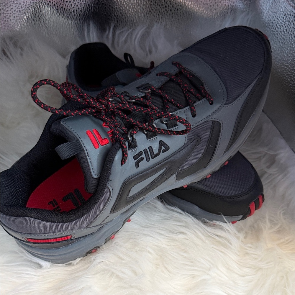 Fila Men's Black and Red Athletic Shoes